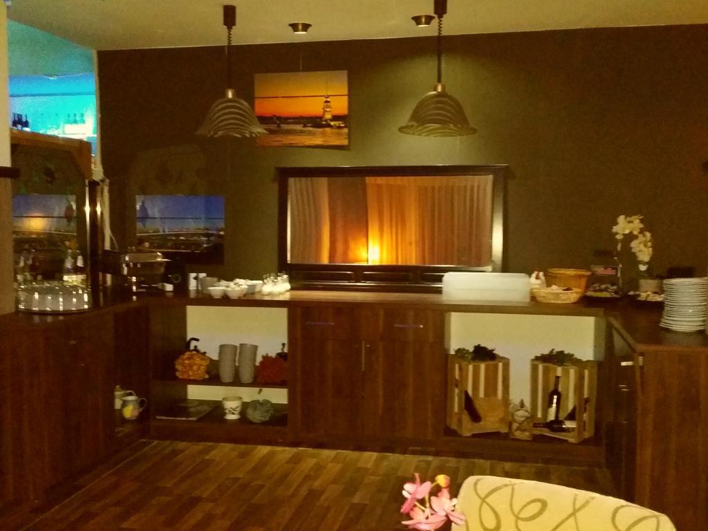 Abant Hotel Frankfurt Обертсхаузен Екстериор снимка
