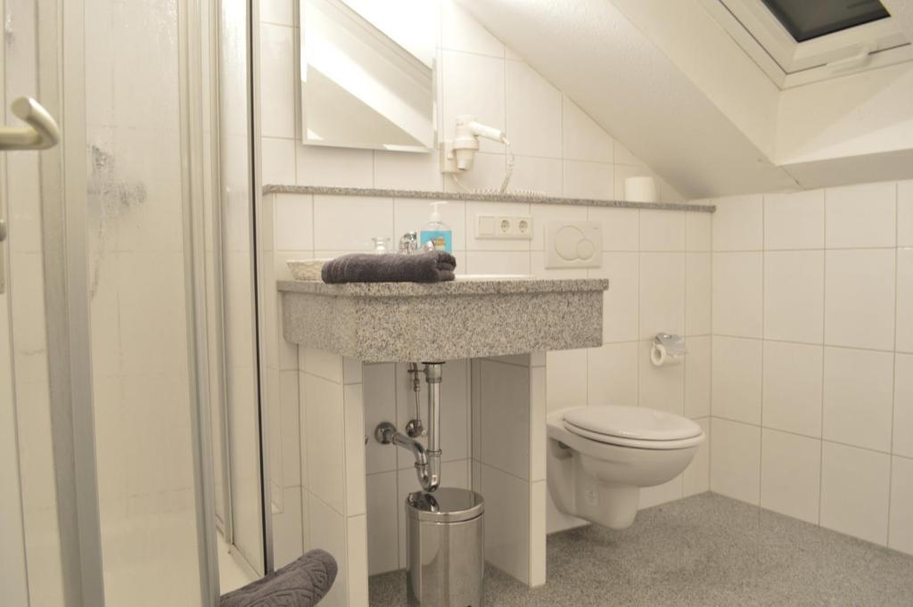 Abant Hotel Frankfurt Обертсхаузен Стая снимка