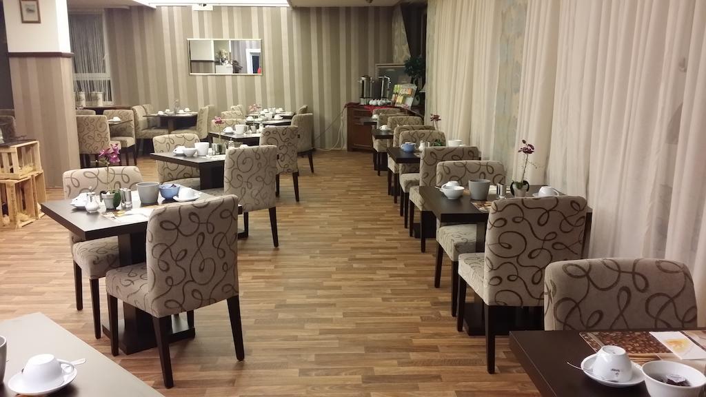 Abant Hotel Frankfurt Обертсхаузен Екстериор снимка