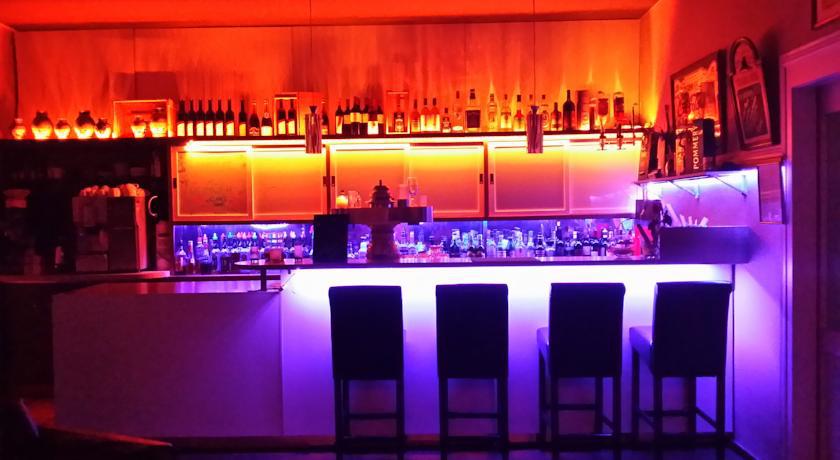 Abant Hotel Frankfurt Обертсхаузен Екстериор снимка